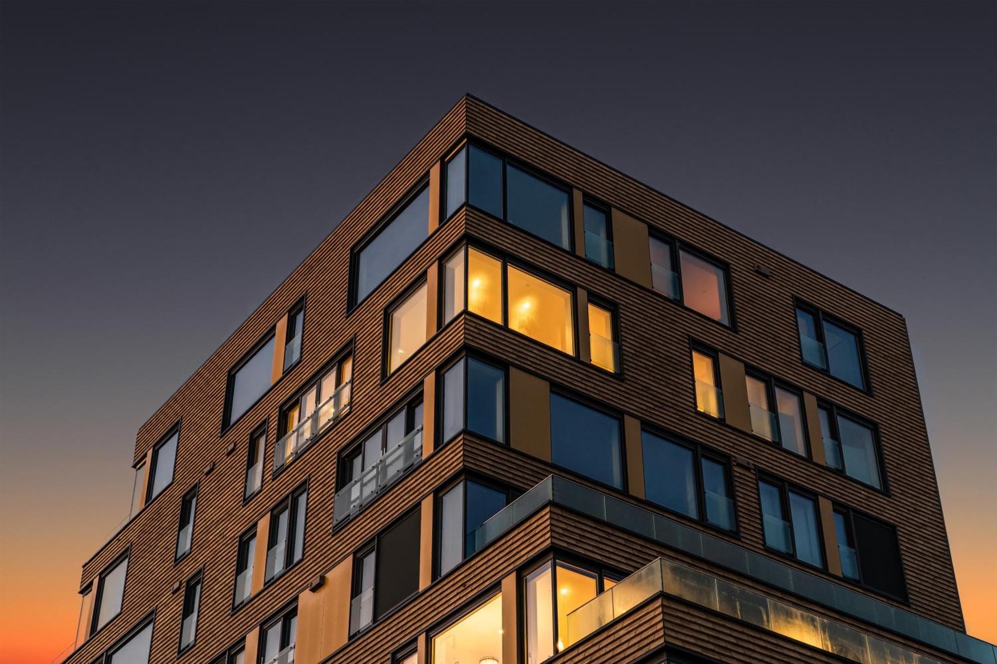 Luxury Apartment Downtown Tromso With 2 Bedrooms And 2 Bathrooms And Parking Exteriör bild