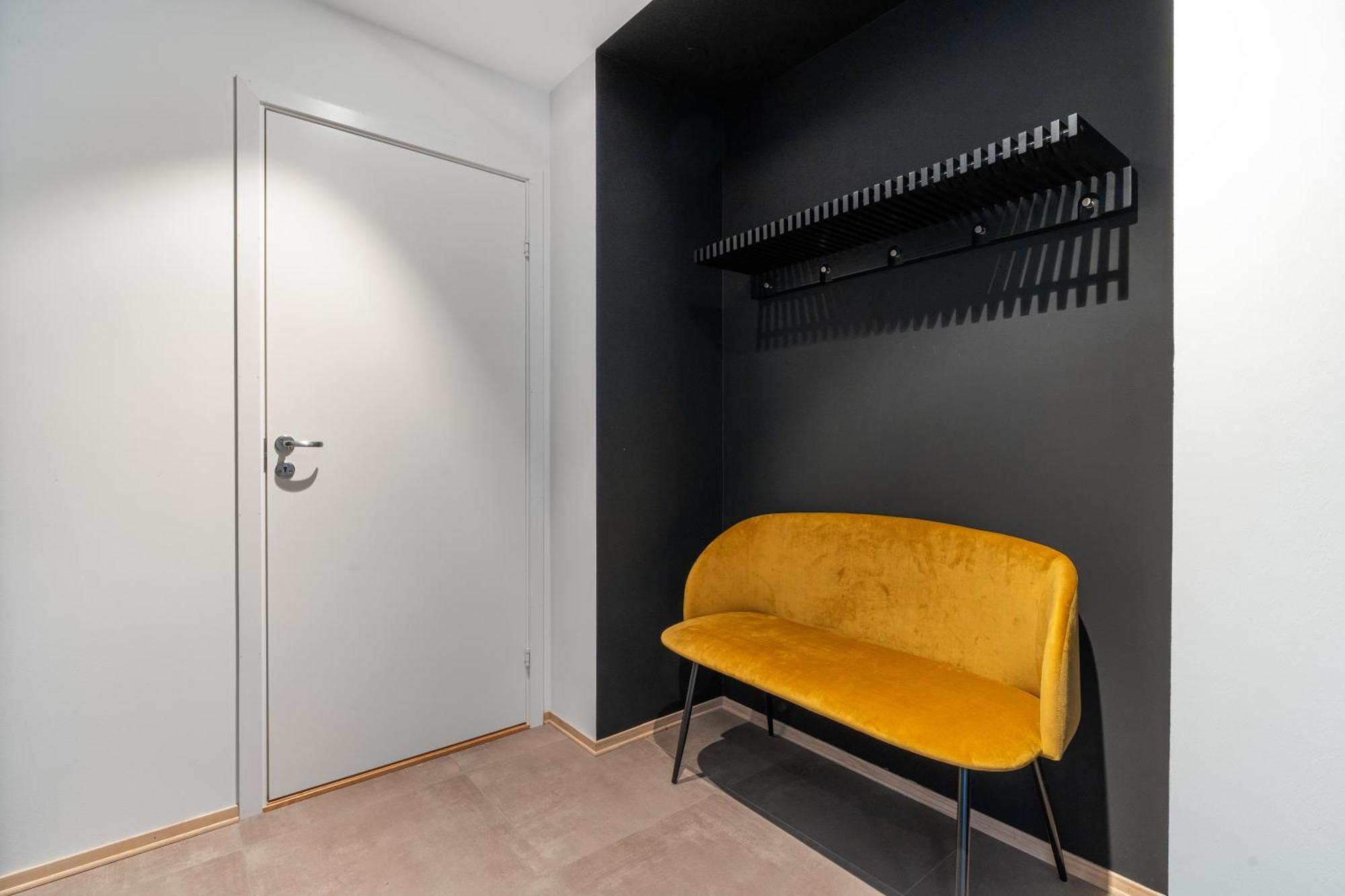 Luxury Apartment Downtown Tromso With 2 Bedrooms And 2 Bathrooms And Parking Exteriör bild